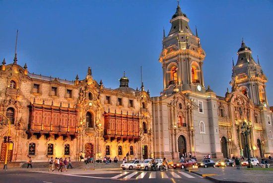 Basilika-katedralen i Lima